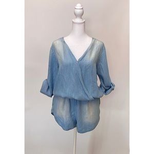 Anthropologie Cloth and Stone light Blue Romper women’s size small